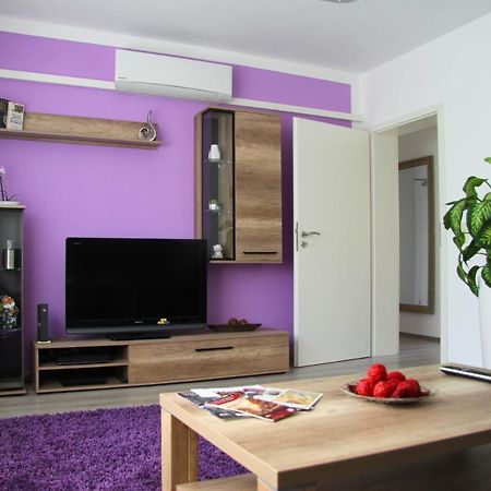 Geraeumige 4 Zimmer Wohnung An Den Kaiserthermen Трир Экстерьер фото